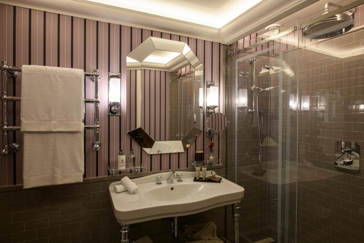 Suite Two Queen Beds