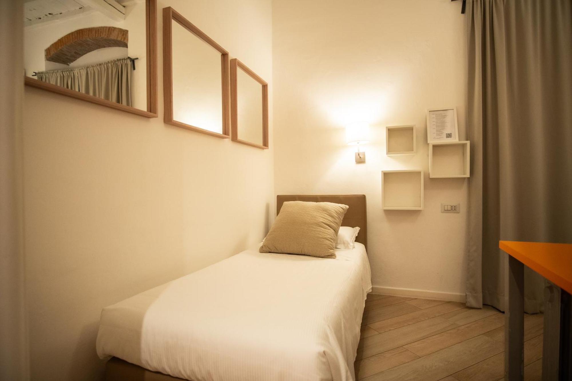 Small Single Room