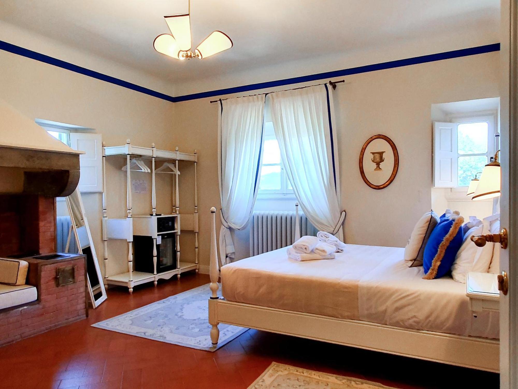Deluxe Room,1142635996:JPEG