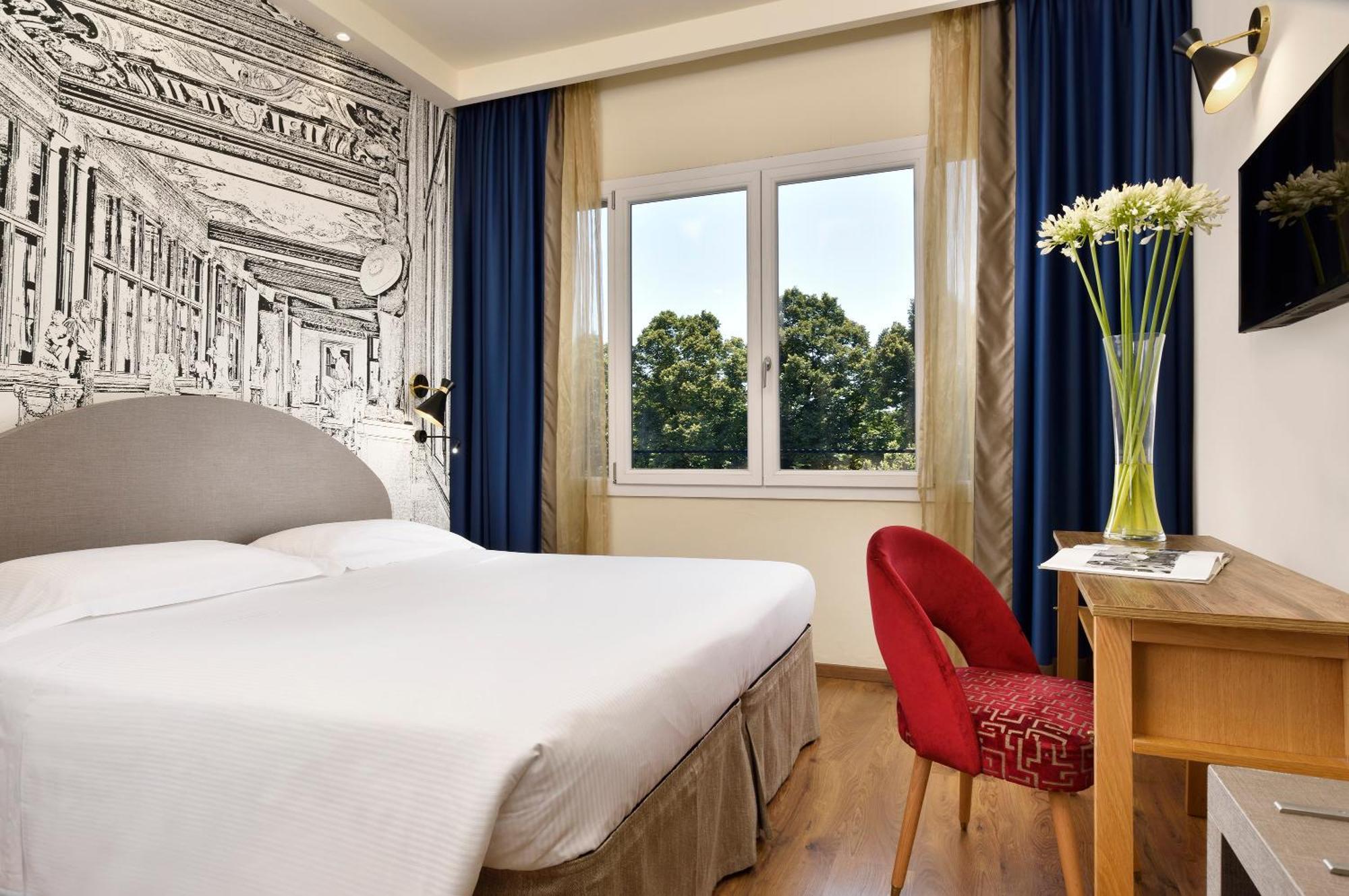 Superior Double or Twin Room with Park View