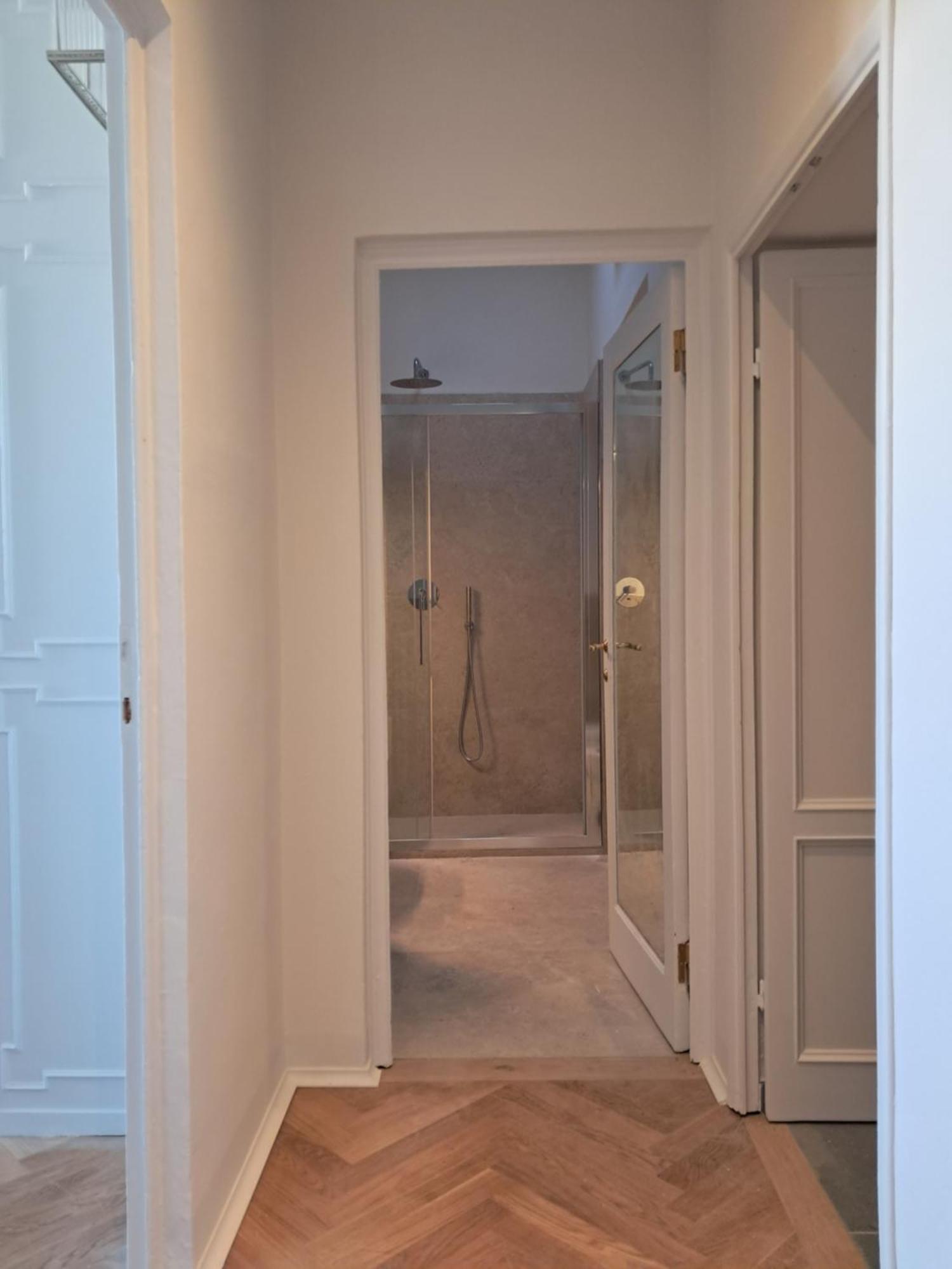 Suite Apartment