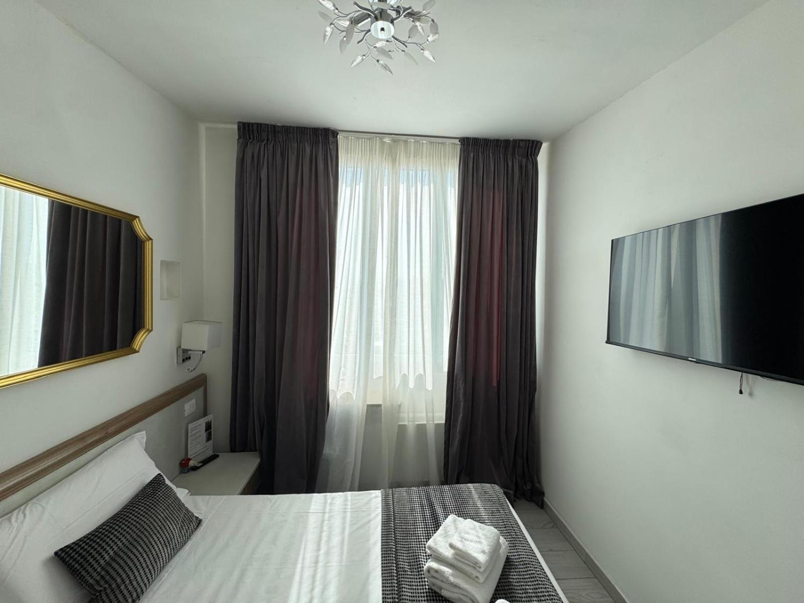 Superior Double or Twin Room City View