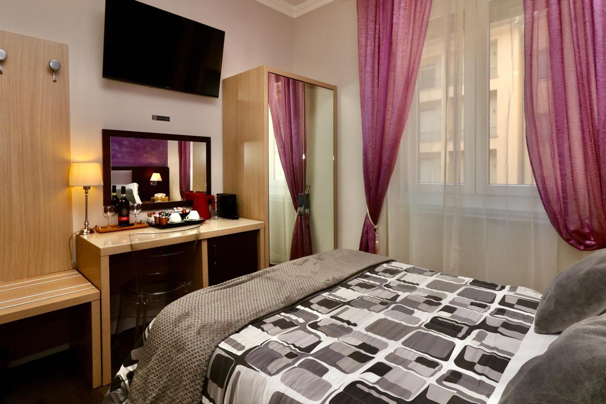 Standard Double Room City View