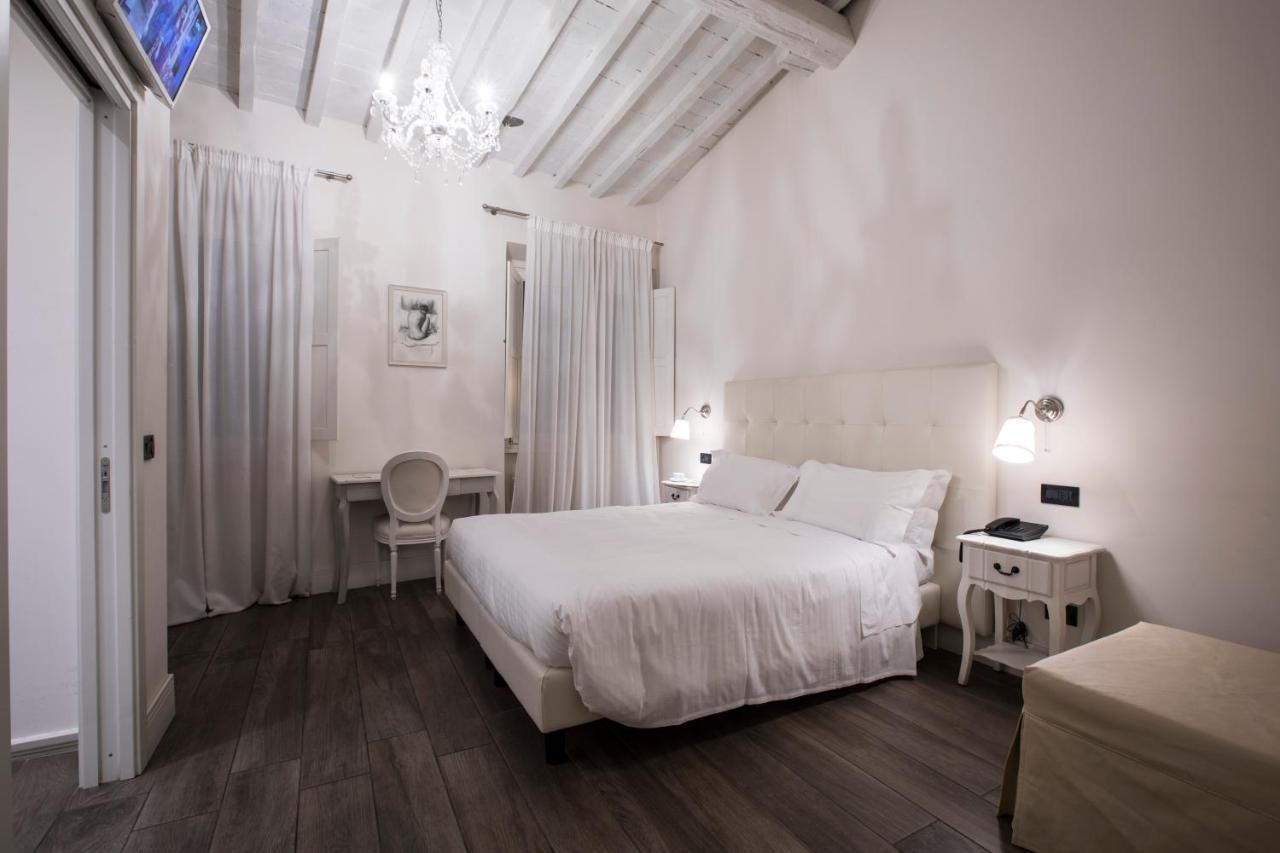 Triple Room,917847868:JPEG