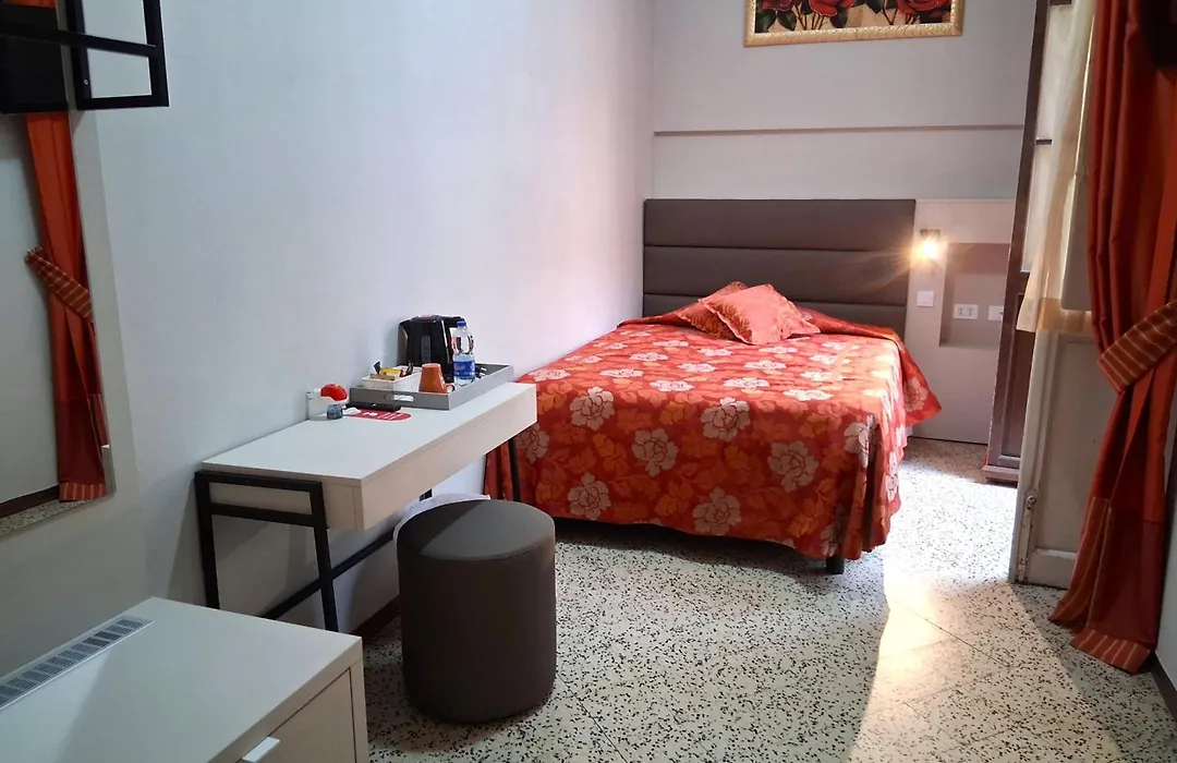 Hotel Tourist House-1