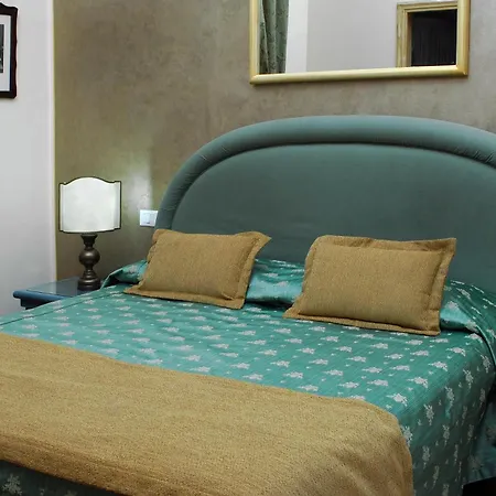Relais Dante E Beatrice-2