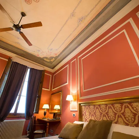 Boutique B&B Torre De' Conti-3