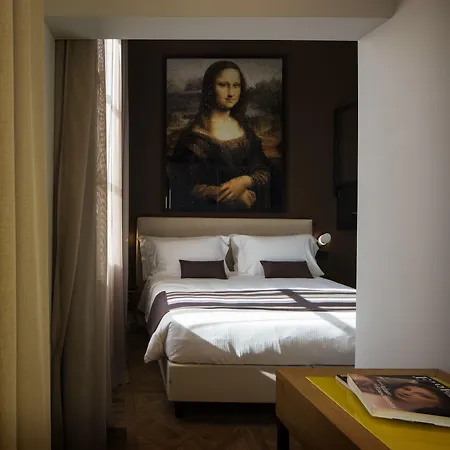 The Frame Hotel-2